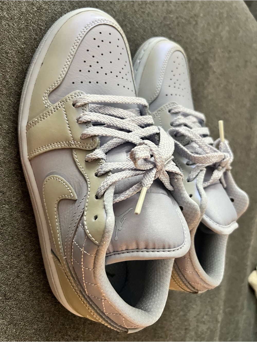 Nike Air Jordan 1 Low SE Ghost Quilt Womens Size 8.5